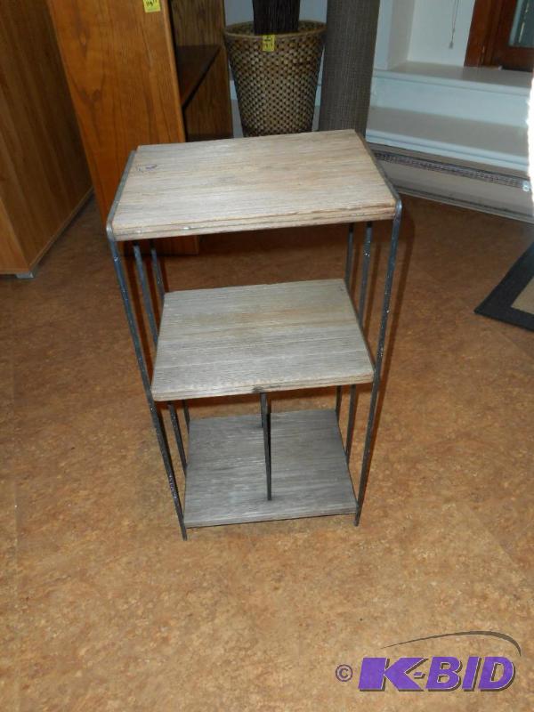 lot 9 image: Wrought Iron Plant stand