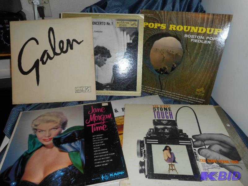lot 96 image: Pop, Christmas, Blues Albums