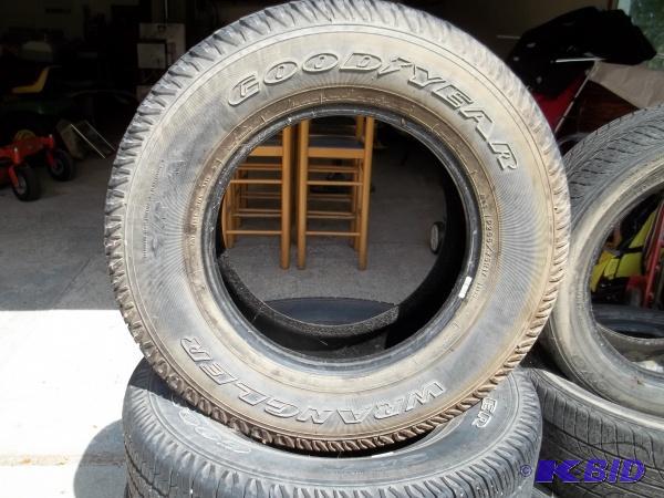 4 Tires 25575 R 17 Good Year Wrangler good t...