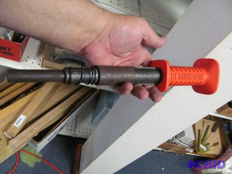 lot 44 image: Remington 22cal nail driver