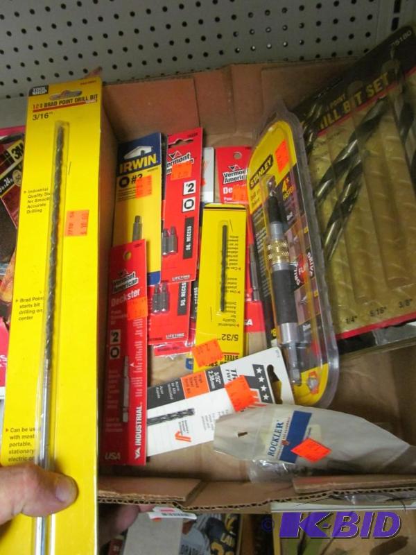 lot 48 image: Lot of drill bits and drivers