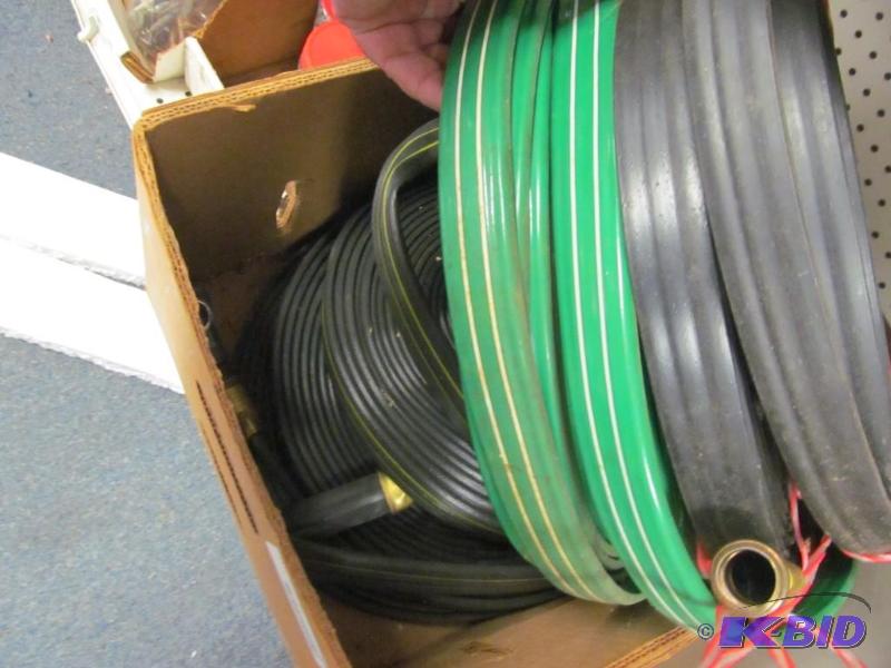 lot 64 image: Large lot of soaker yard hoses