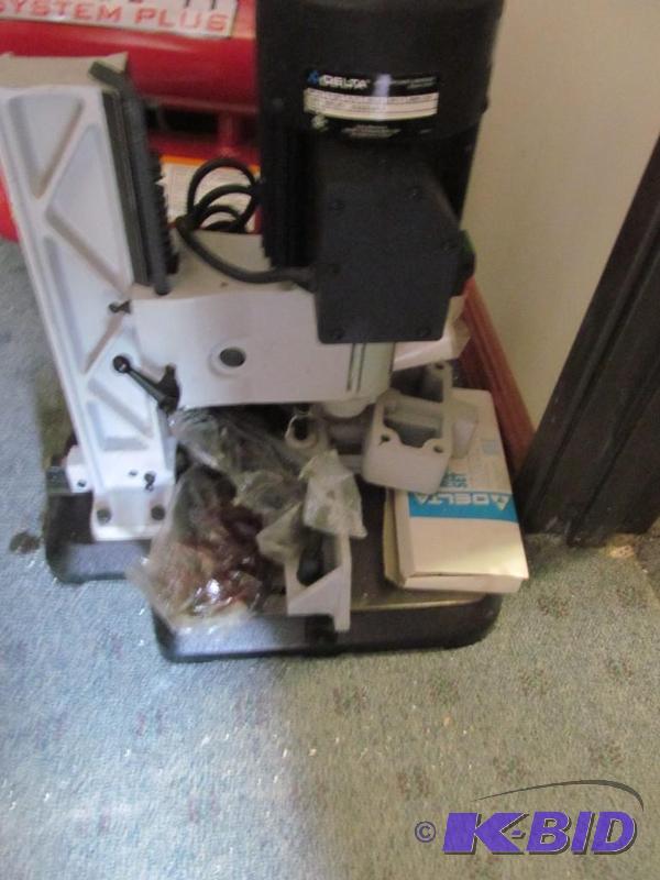 lot 9 image: Delta #14-651Hollow Chisel Mortiser machine NEW