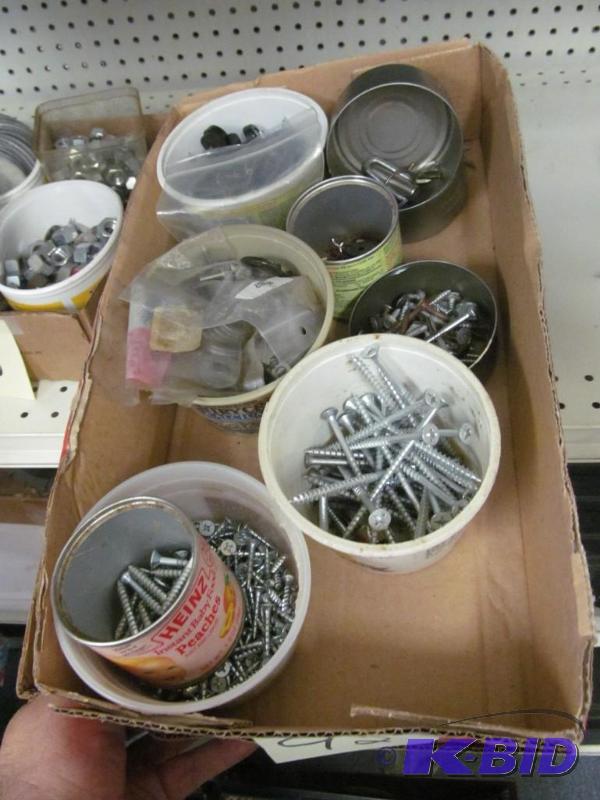 lot 92 image: lot of misc screws and nails ect