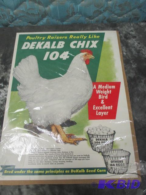 lot 10 image: Vintage  Advertising DeKalb-Funks-Purina