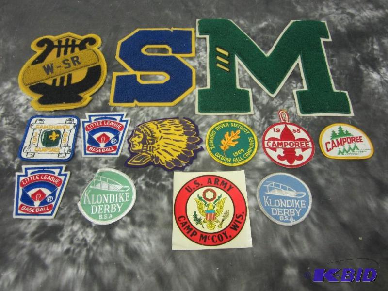 lot 75 image: Lot of vintage Letterman patches