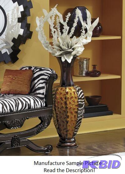 Animal Glitter Vase -&nbspCritter meets glit...