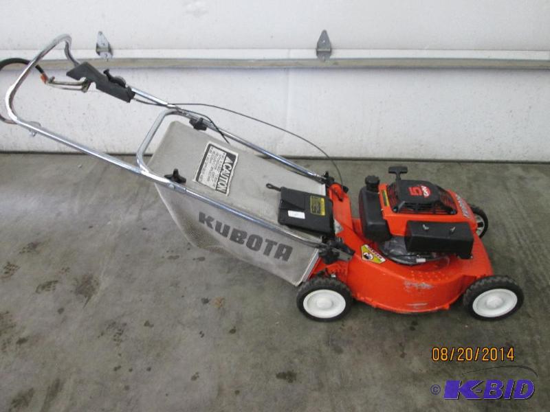 lot 2 image: Kubota 5HP 21" Push Mower, Blade Clutch,...