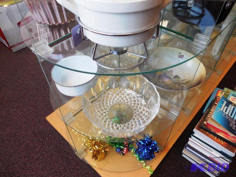 WOW  225 Miscellaneous Houseware Items
