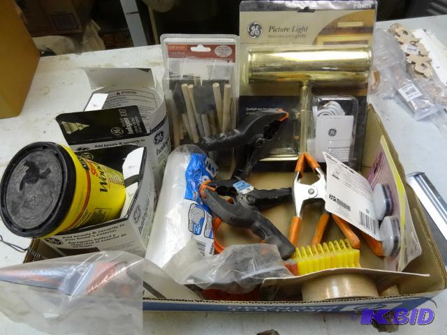 picture light kit. Spring clamps. Halogen flo...