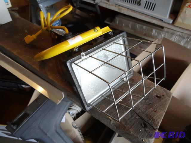 Halogen Shop Light...