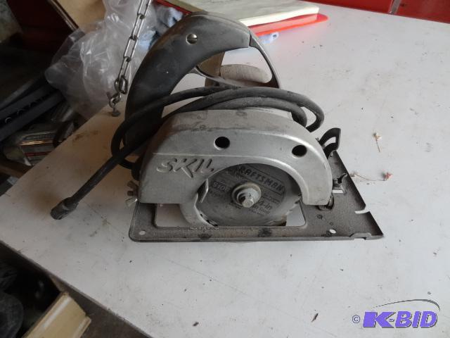 Skil Mini 4&quot Circular Saw. Extra blade...