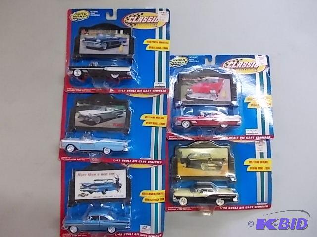5 Road Champs 143 Scale Classic...