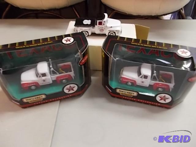 3 New In Boc 143 Scale Classic Collector Car...