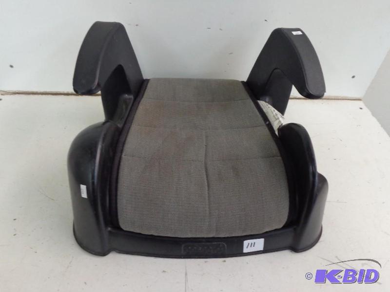 lot 111 image: Cosco Infant Booster Seat Model 22-29 Highris...