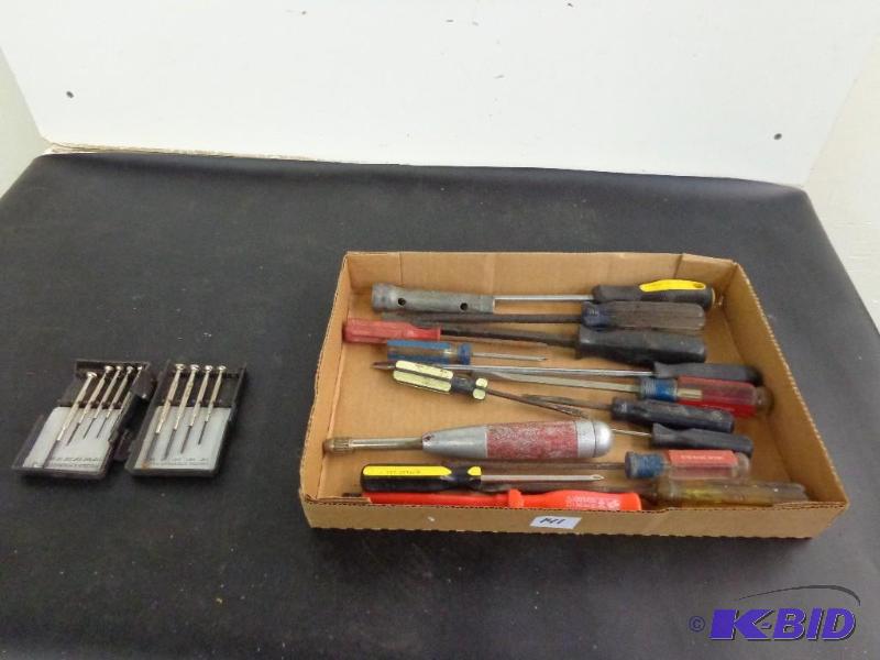 lot 141 image: Assorted Screwdrivers Various Brands Stanley,...