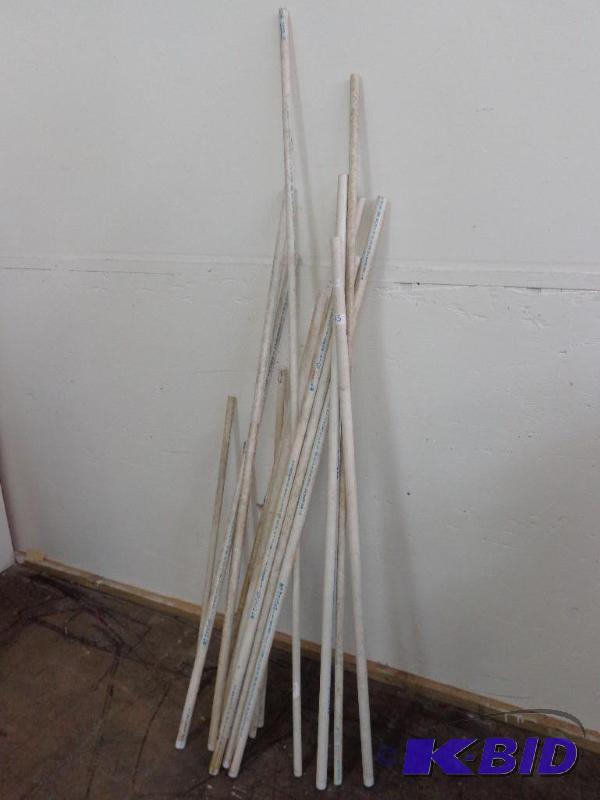 lot 15 image: 34" PVC Piping Various Lengths 3, 4, ...