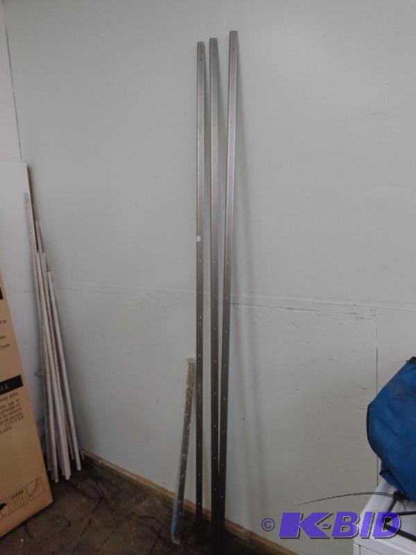 lot 17 image: 1" x 1" Angle Edging Pewter Colored...