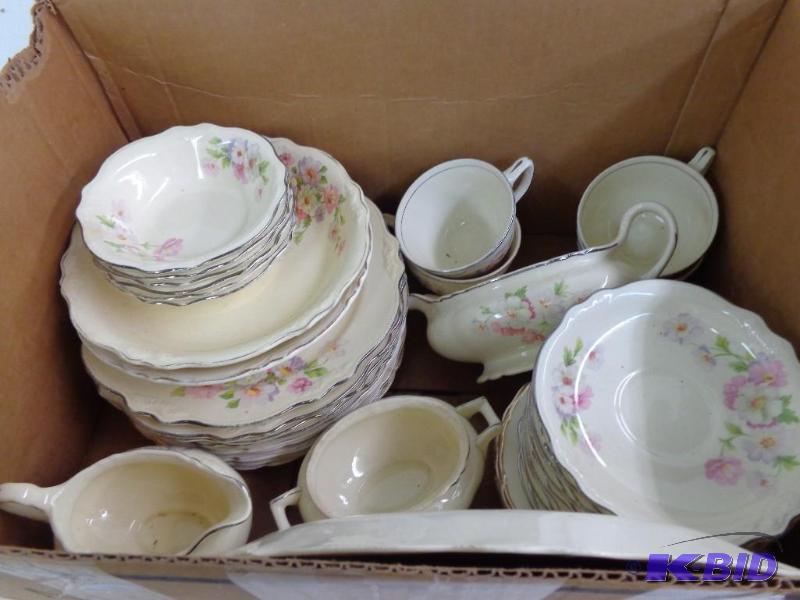 lot 86 image: Homer Laughlin Virginia Rose China Set (6) 5....