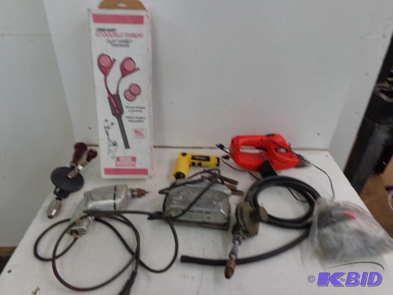 lot 92 image: Clay Target Thrower, Electric Sander, Drill a...