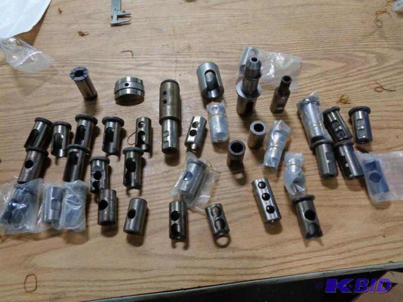 lot 28 image: Lathe Tooling