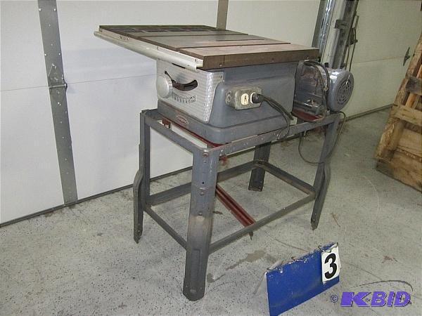 Craftsman Table Saw. Consignor states is work...