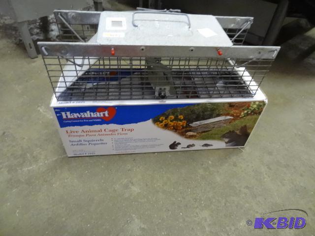 lot 101 image: 2-small Animal Live Traps-1 New in Box...