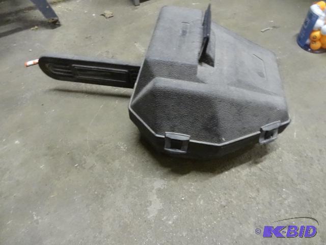 lot 27 image: Poulan 2000 Chainsaw in Case with File Guard ...