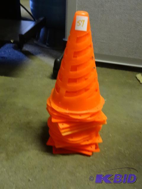 lot 57 image: Orage Small Cones...