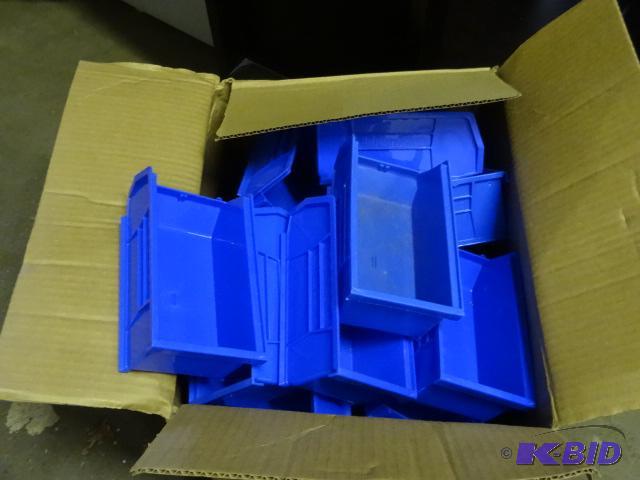 lot 68 image: 26- Akro Bins Blue 30-220...