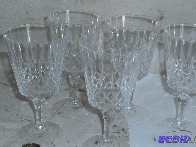 lot 102 image: Crystal Wine glasses...