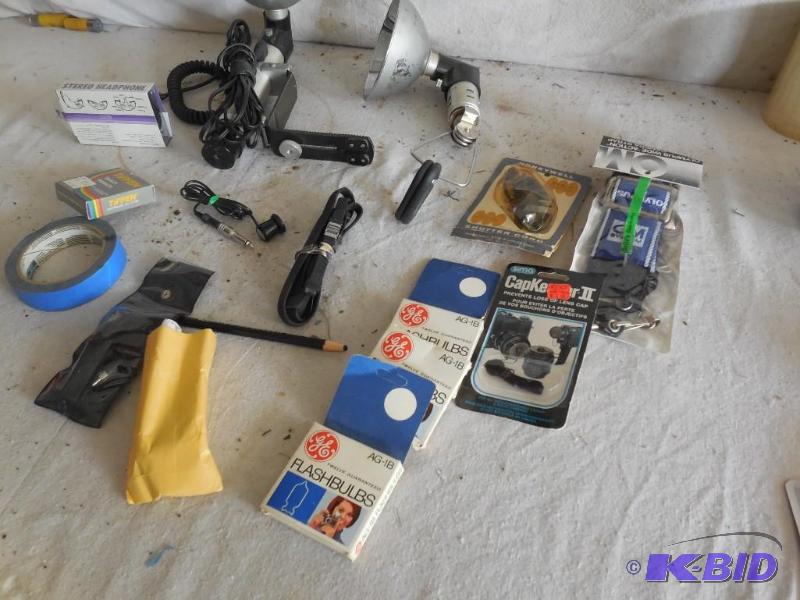 lot 173 image: lot of Photography equipment...