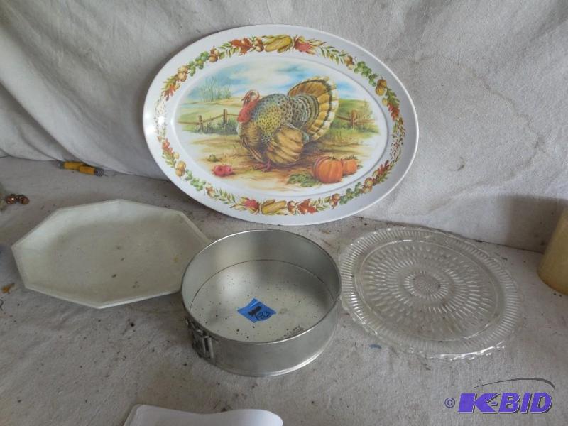 lot 183 image: Serving platter, cake pan, and cake plate...