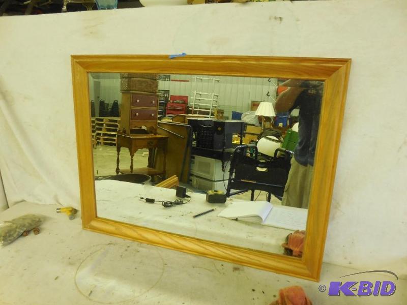 lot 38 image: 32 x 24 Oak frame mirror....