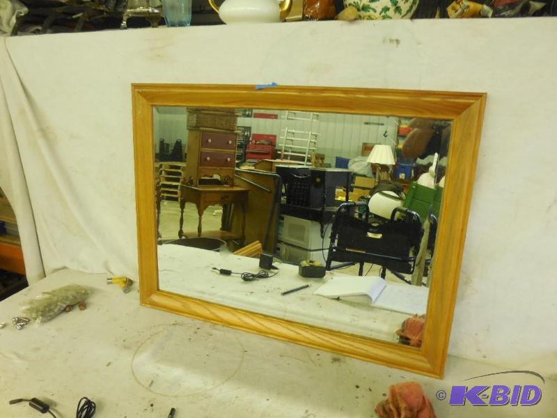 lot 39 image: 32 x 24 Oak frame mirror....