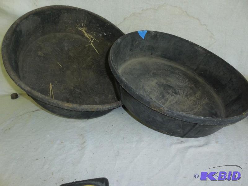 lot 4 image: 2 Rubber feed bins, measure 17" x 4"...