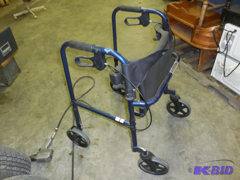 lot 40 image: Rolling walker...
