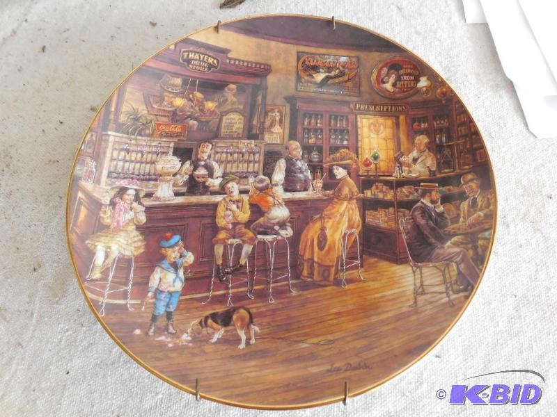 lot 85 image: Bradford Exchange Collectors plate by Lee Dub...