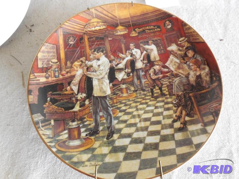 lot 89 image: Bradford Exchange Collectors plate by Lee Dub...