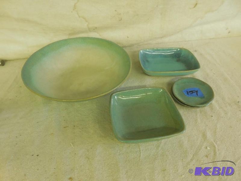 Glidden&nbspbowl set...