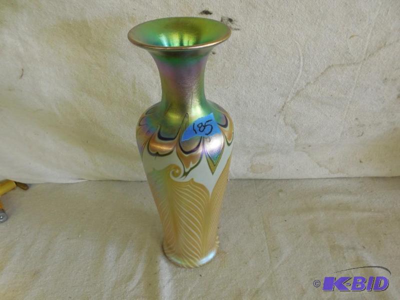Vase...