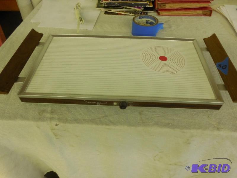 220 watt electric buffet service plate...