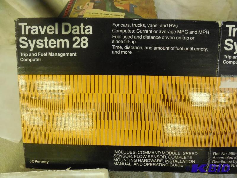 New in the box Travel data system 28...