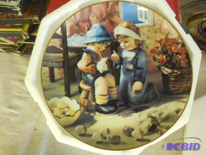 M.I. Hummel plate &quot Tender loving care&q...