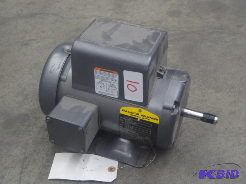 lot 10 image: Baldor 115230Volt 34HP Single Phase Electri...