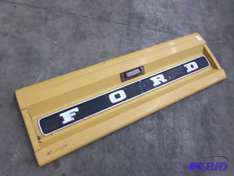 lot 101 image: Vintage Ford Truck Tailgate, Good Condition...