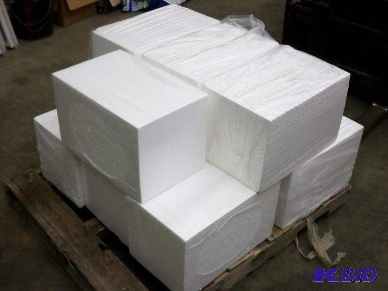 lot 114 image: (10) 12&quotx12&quotx18" Compressed Fo...