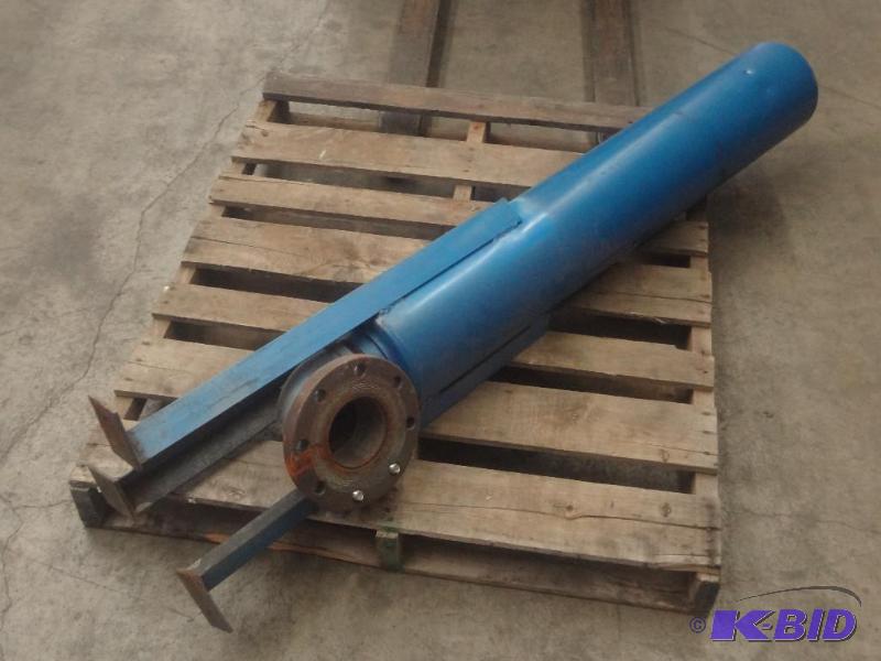 lot 16 image: 4" Steel Silencer...