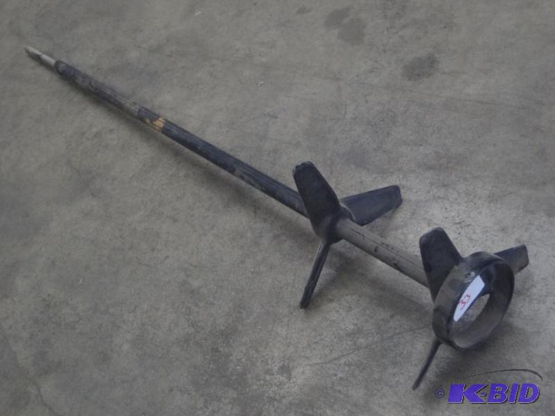 lot 33 image: 48" Mixing Bit...