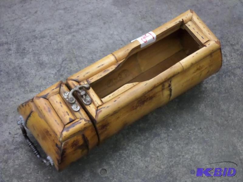 lot 90 image: Unique Bamboo LiquorWine Bottle Holder...